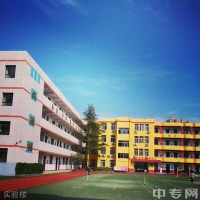 西安市航空六一八中学校园图片、环境怎么样?