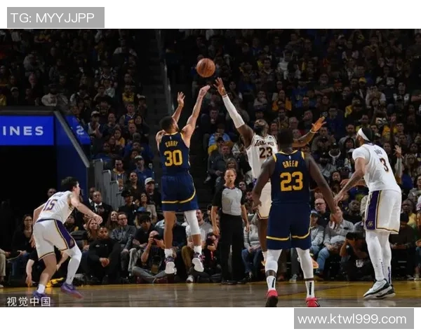 2011年NBA经典对决湖人队与热火队精彩录像回放回顾与分析